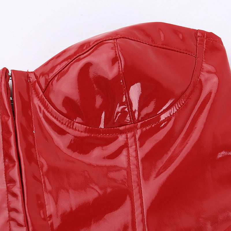 Trägerloses Korsett-Minikleid in Lackoptik