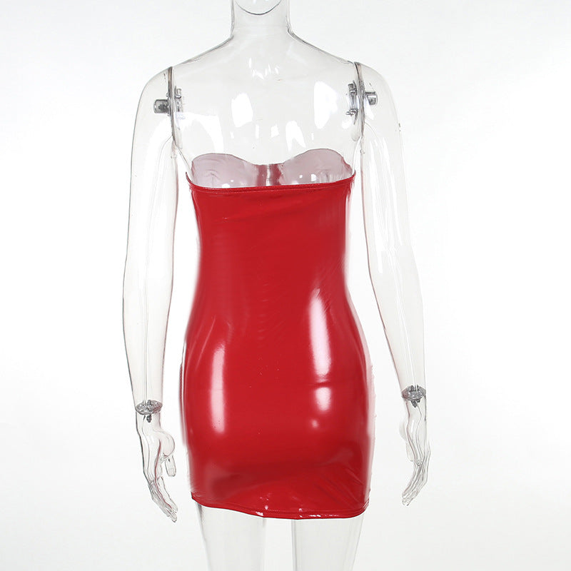Trägerloses Korsett-Minikleid in Lackoptik