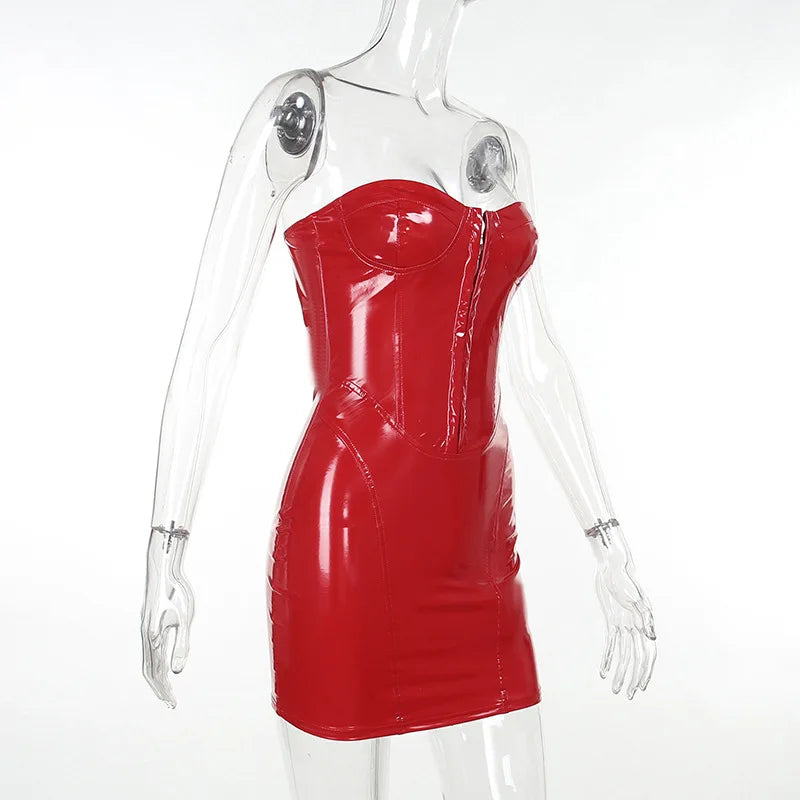 Trägerloses Korsett-Minikleid in Lackoptik